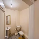 Flexible Spacious Quad 