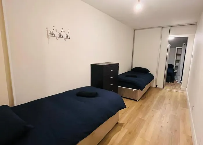 Flexible Spacious Quad 