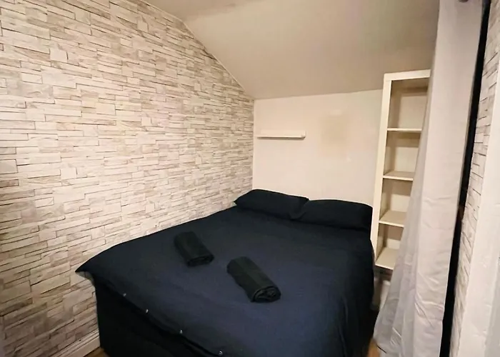 Flexible Spacious Quad 