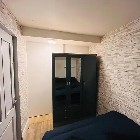 Flexible Spacious Quad 