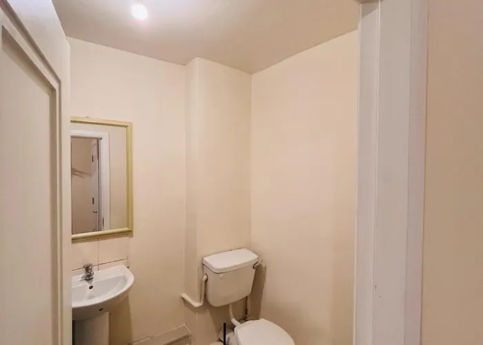 Flexible Spacious Quad 