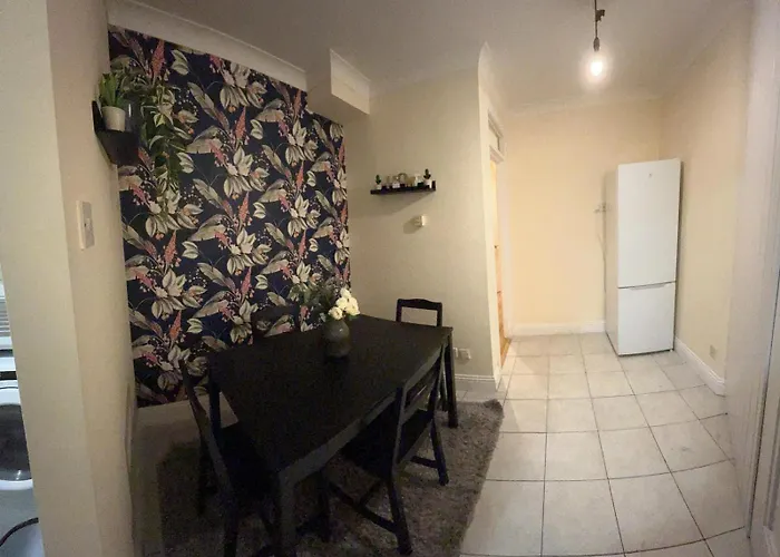 Flexible Spacious Quad 